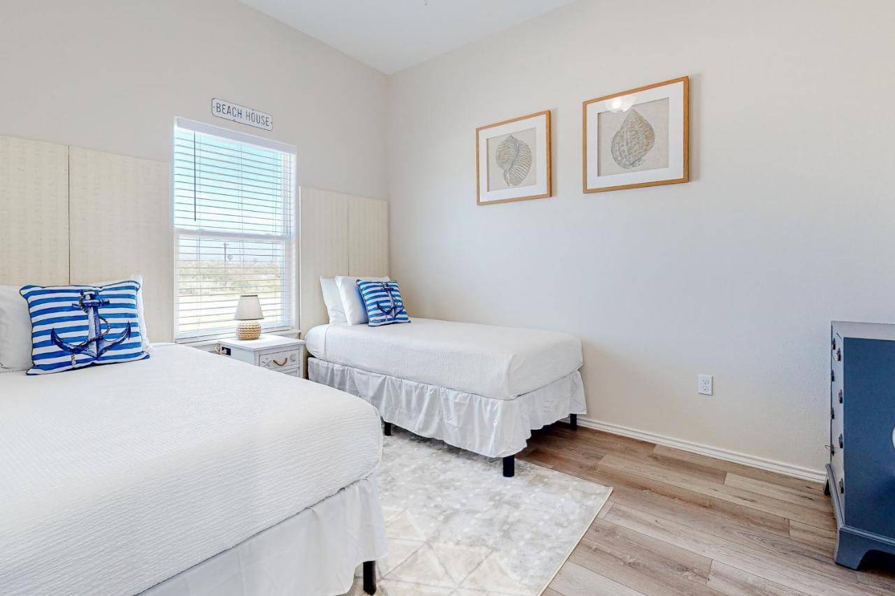 Sunrise Retreat Villa Rockport Bagian luar foto